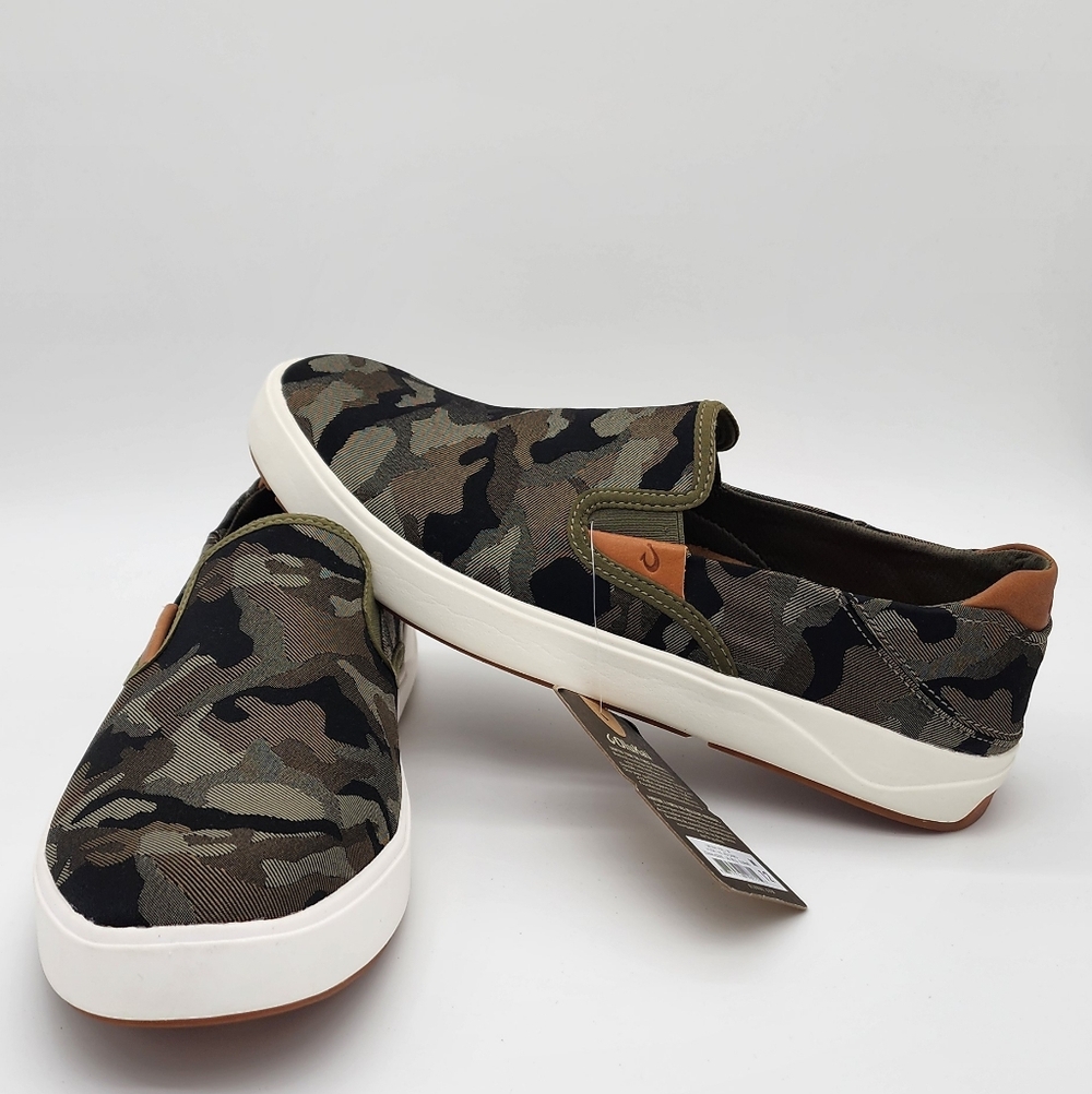 OluKai Men's Gray Camo Slip-On Loafers - Picture 13 of 14